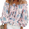 Damblus med blommönster – elegant off-shoulder topp för sommarens avslappnade stunder