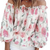 Damblus med blommönster – elegant off-shoulder topp för sommarens avslappnade stunder