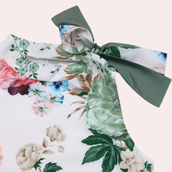 Blus med blommönster - stilren grön damblus