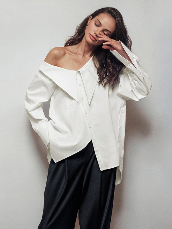 Asymmetrisk off-shoulder blus - elegant vit kvinnotopp