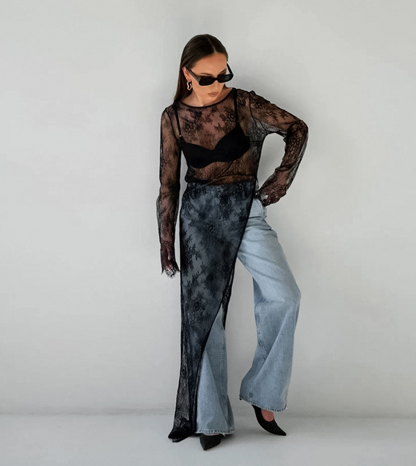 Damens genomskinliga spetsblus med elegant lagerdesign i svart - mångsidiga toppar för kvällsbruk och vardagsstil