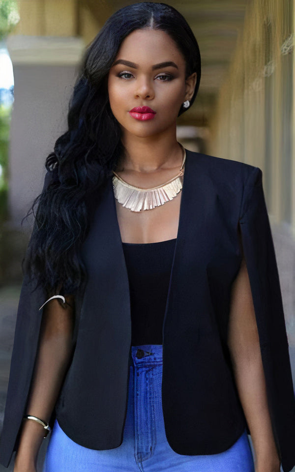 Kvinno-cape blazer - elegant och lätt kontorsklädsel för yrkesverksamma