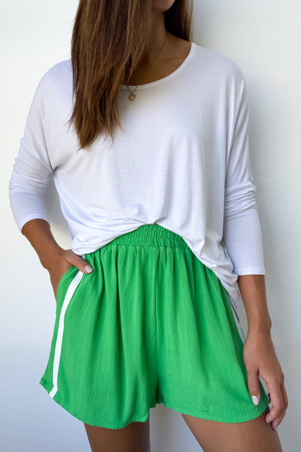 Kvinnors avslappnade shorts i linneblandning - lätta med elastisk midja för sommaren