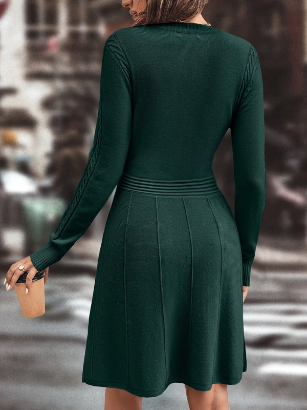 Chic stickad klänning - mörkbrun långärmad klänning för damer