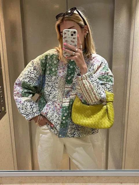 Kvinnojacka i livlig grön patchwork – lätt sommarouterwear