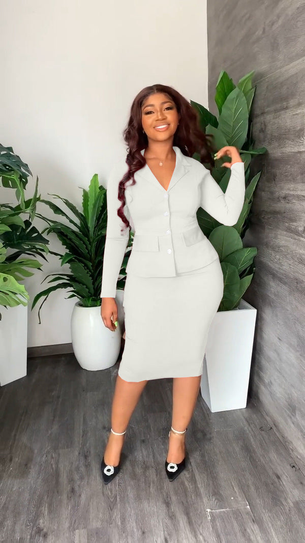 2-dela elegant kostym för damer - matchande kavaj och pennkjol