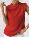 Ärmlös topp - sofistikerad draperad blus för damer