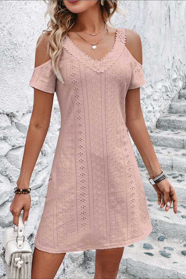 Elegant klänning med kalla axlar för kvinnor - lätt bomullsblandning med ögonlappdesign för sommaren