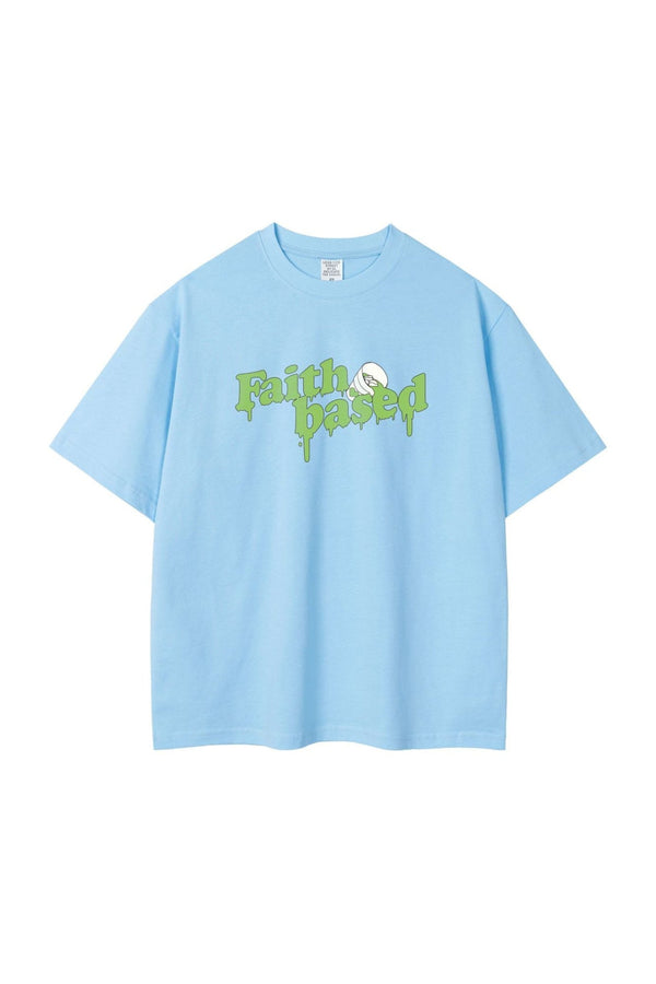 Dam oversize t-shirt - avslappnad passform med troende motiv för vardagligt bruk