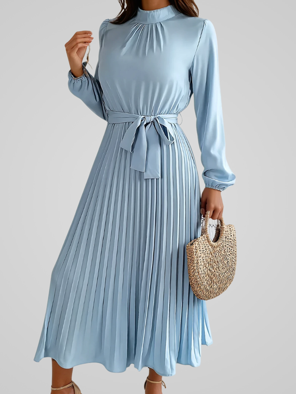 Kvinnors plisserad maxiklänning - stilrent långärmad klänning för speciella tillfällen