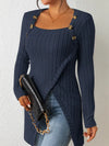 Kvinnors ribbad långärmad topp med knappdetaljer - trendig asymmetrisk stil för fritid och kontoret