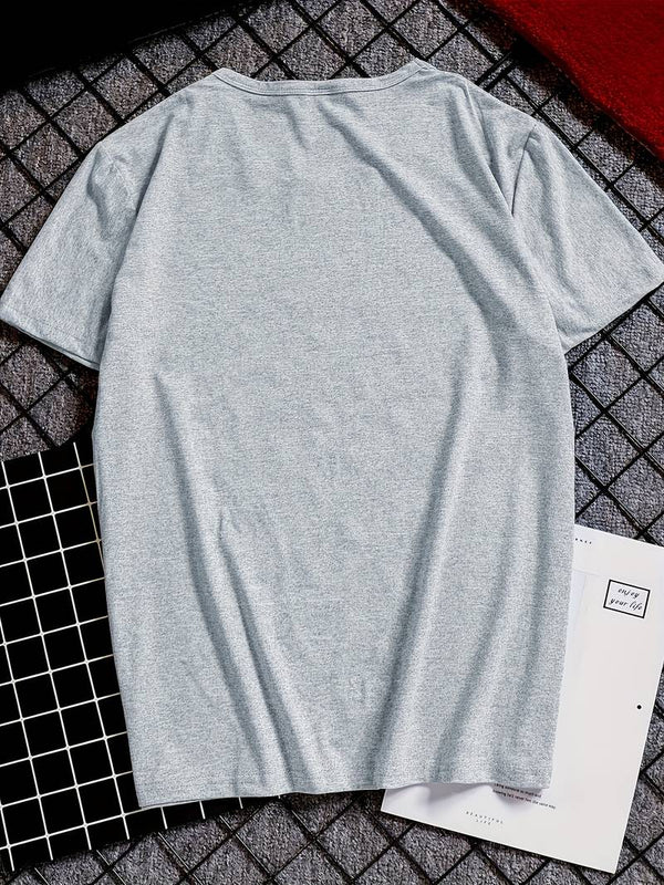 Dam t-shirt i mjukt och skönt material – klassisk rundhalsad tee för mångsidig stil