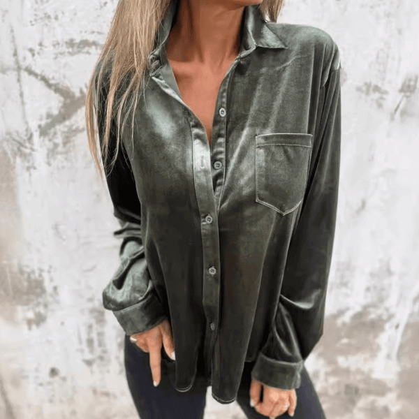 Kvinnors sammetblus - elegant topp med lång ärm i mjukt tyg för avslappnade eller festliga tillfällen