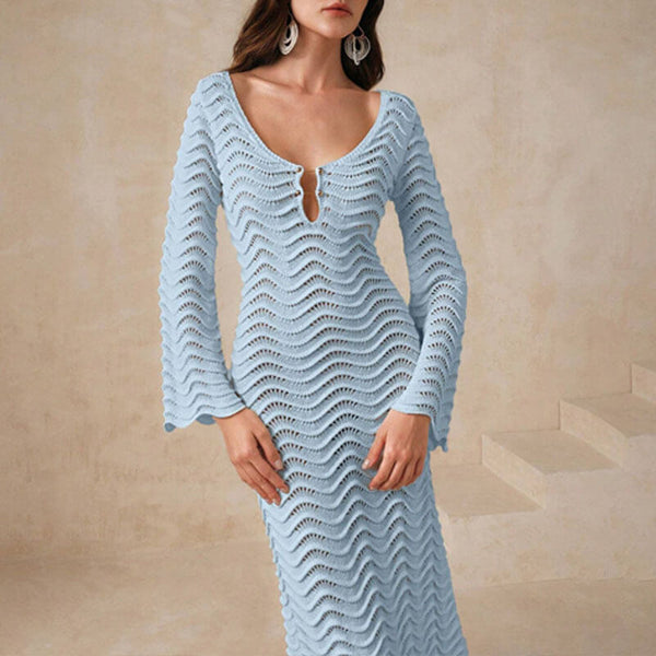 Kvinnotröja i stickad design med utsvängda ärmar - elegant midi-klänning med virkat mönster