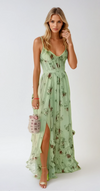 Blommig maxiklänning - elegant outfit för sommarevenemang