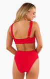 2-delad kvinnors baddräkt ribbad bikini set i het tamale-röd - trendig strandmode för sommaren