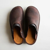 Kvinnor clog-stil skor - robusta slip-on-skor i hållbart läder för vardagsbruk