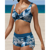 2-delad dambikini med camouflage och höga shorts - för härliga stranddagar