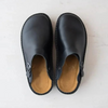 Kvinnor clog-stil skor - robusta slip-on-skor i hållbart läder för vardagsbruk