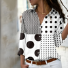 Blommig blus - elegant damblus med mönster