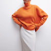 Kvinnors oversized turtlenecktröja i lyxig stickning - för avslappnad lager-på-lager stil i höst & vinter