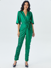 Kvinnors jumpsuit i elegant wrap-stil för kvällsbruk - snygga långa ärmar