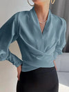 Damatopp för damer - elegant blus med puffärmar