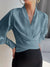 Damatopp för damer - elegant blus med puffärmar