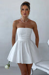 Strapless miniklänning - elegant klänning med rosett