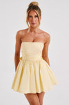 Strapless miniklänning - elegant klänning med rosett