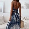 Kvinnors jumpsuit - elegant design med vida ben för stiliga sommaröjningar